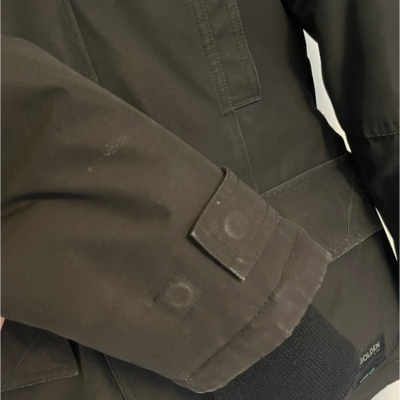 Aritzia TNA Winter Jacket - Picture 5 of 7